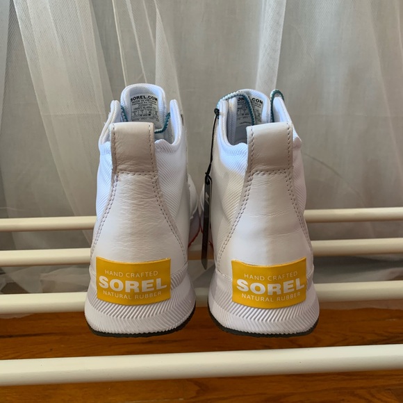 SOREL Women's Out N About III Classic Boots New with Tags - Picture 10 of 12